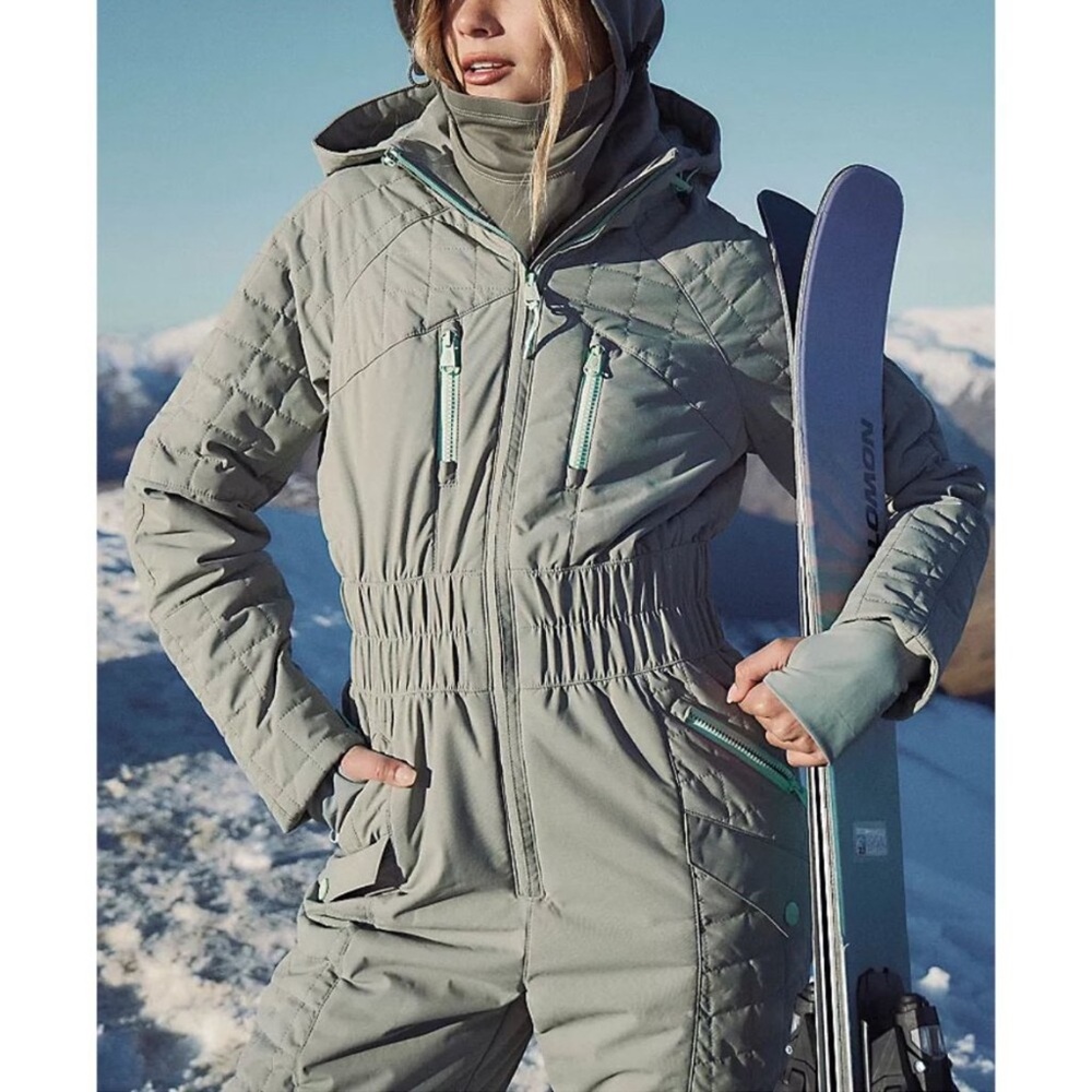 NWOT Free People FP Movement All Prepped Ski Suit in
Greyed Olive Size S